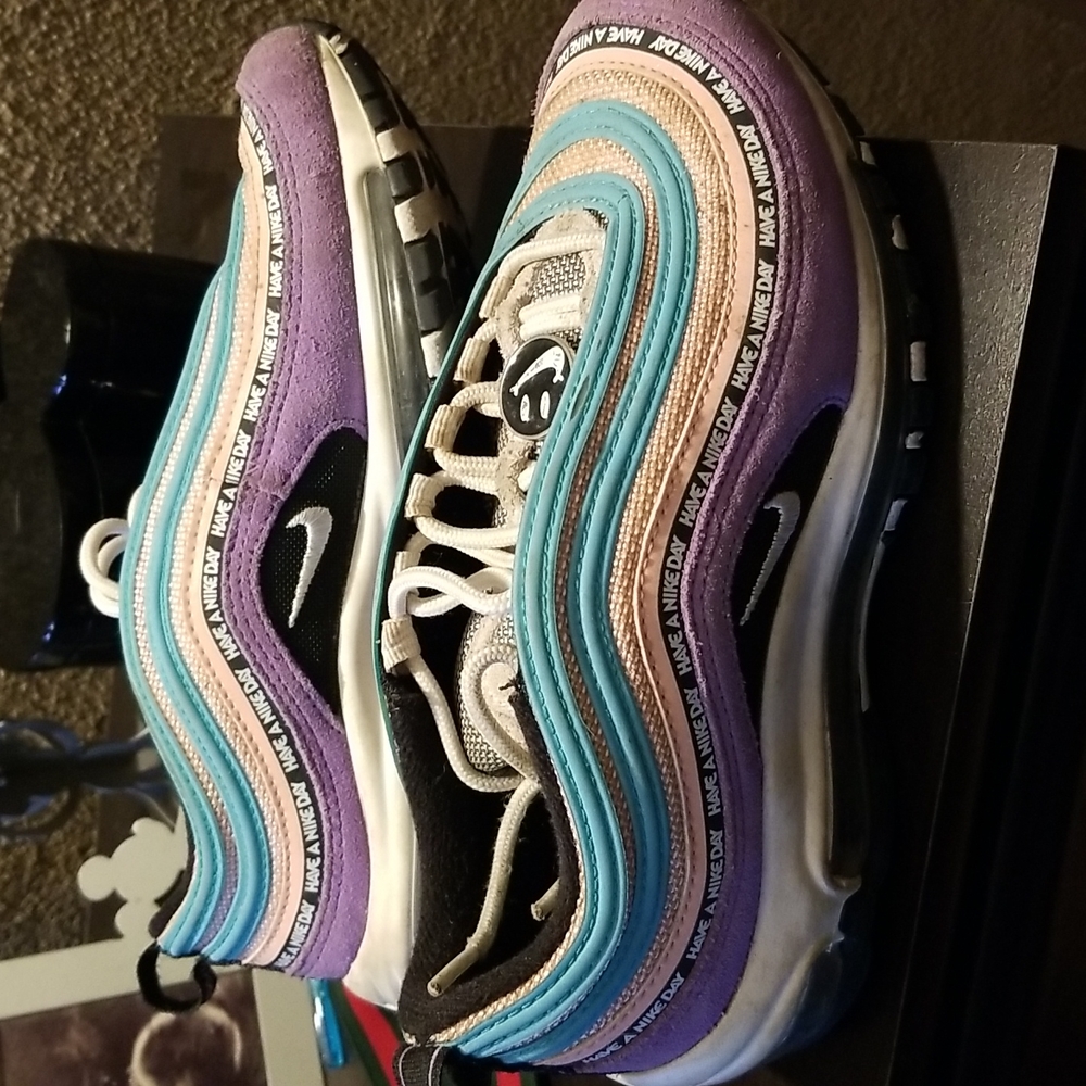 Nike air max